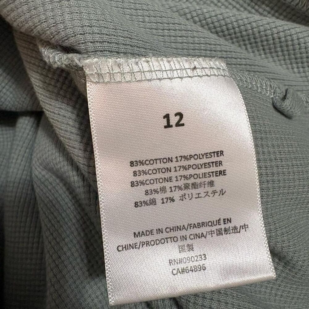 Essentials Men's Green and White Shirt - Picture 8 of 8